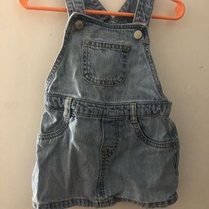 Old navy jean skirtall for baby